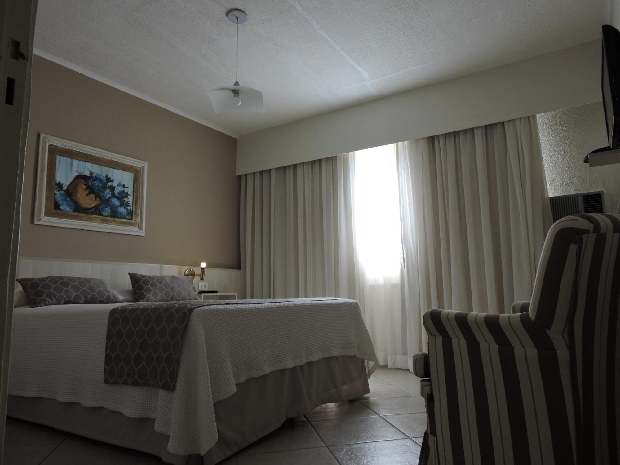 מוגי דס קרוזס Hotel Binder Quality Inn מראה חיצוני תמונה