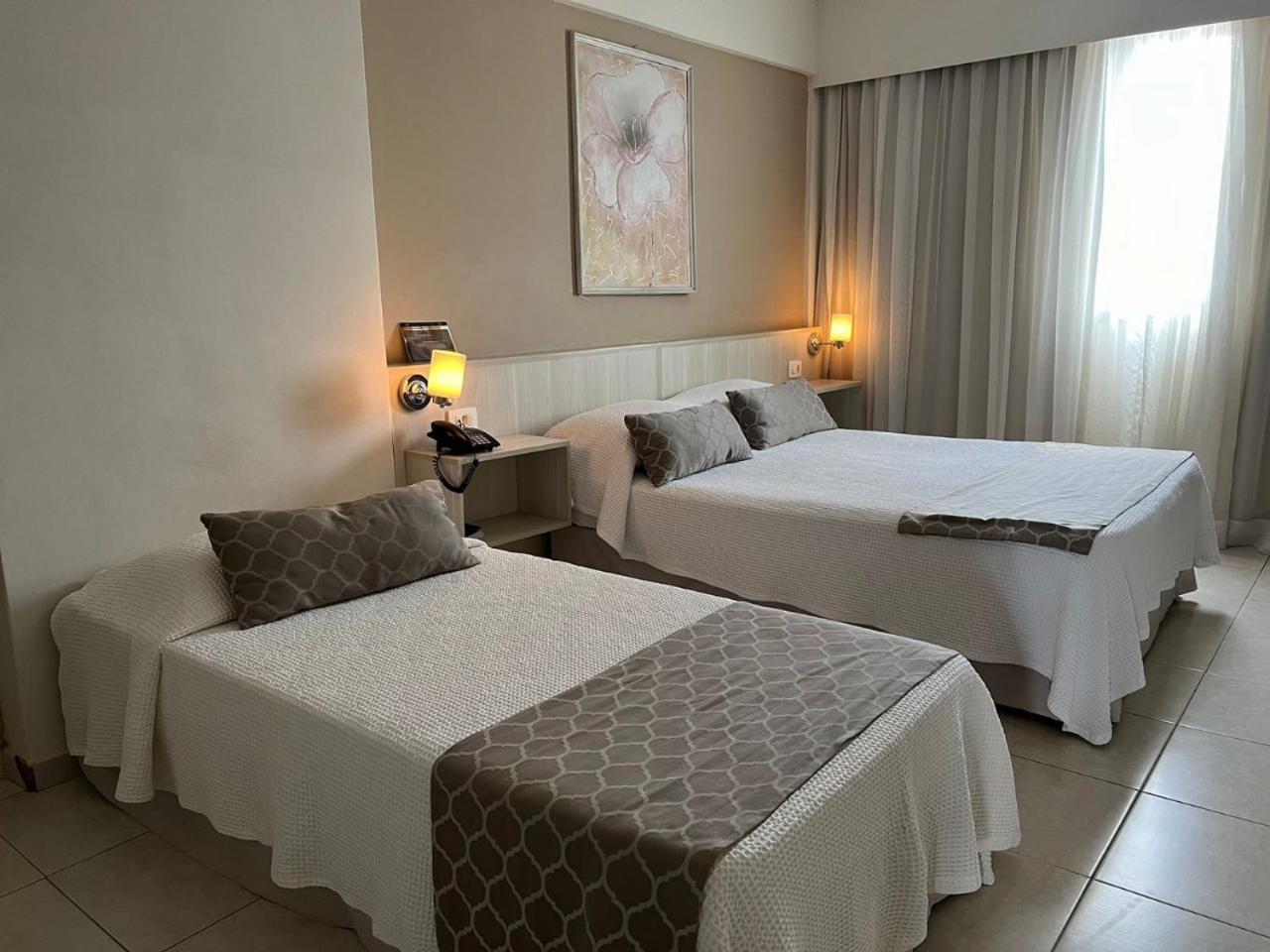 מוגי דס קרוזס Hotel Binder Quality Inn מראה חיצוני תמונה